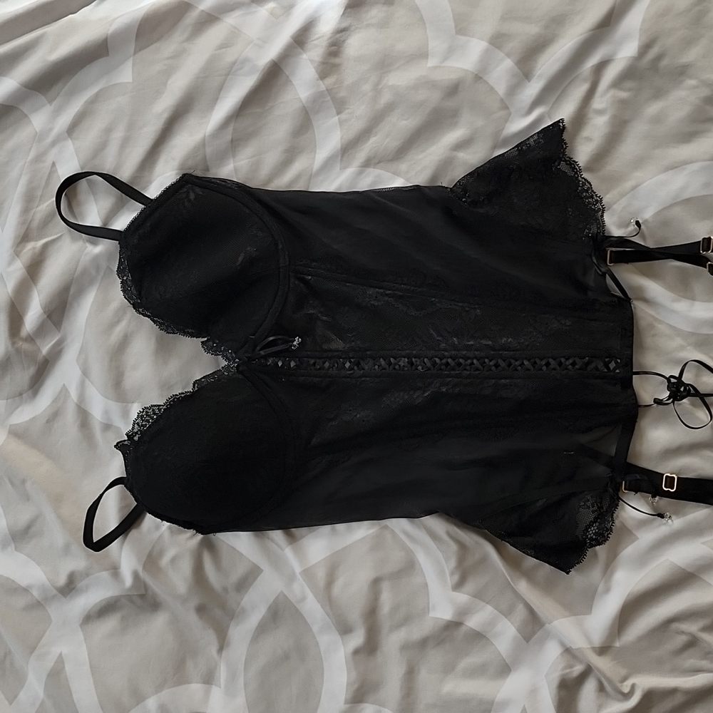 Victorias secret corset top(matching bottoms available) 36c black new never worn